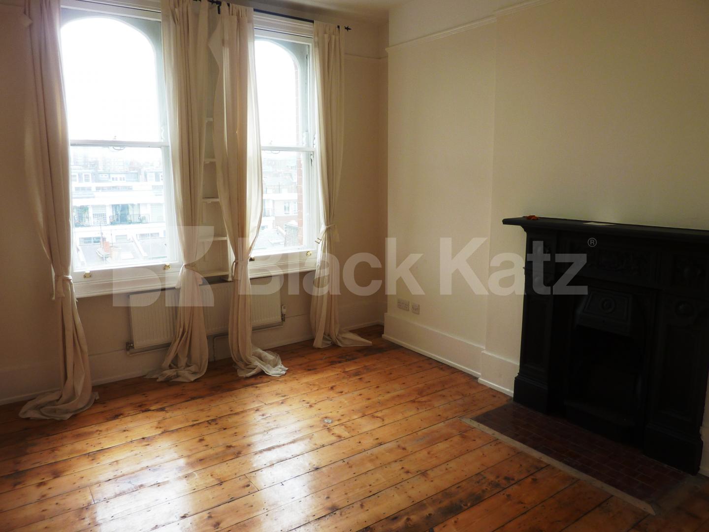 			NEW INSTRUCTION, 1 Bedroom, 1 bath, 1 reception Flat			 Grays Inn Road, HOLBORN-KINGS CROSS
